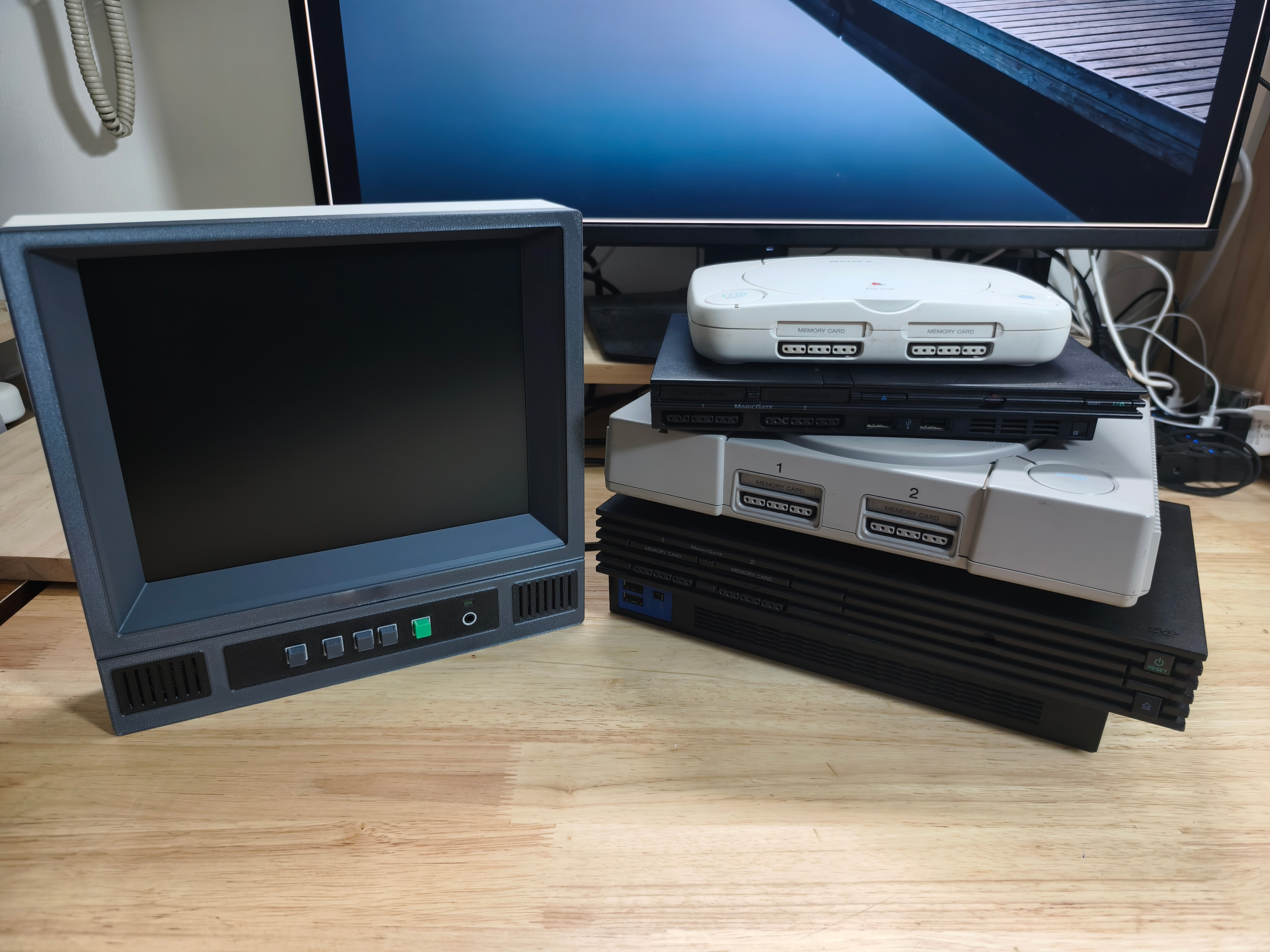 Monitor CRT Gaya 10.4 Inci Kon - Arcade Vibes ulasan dan harga
